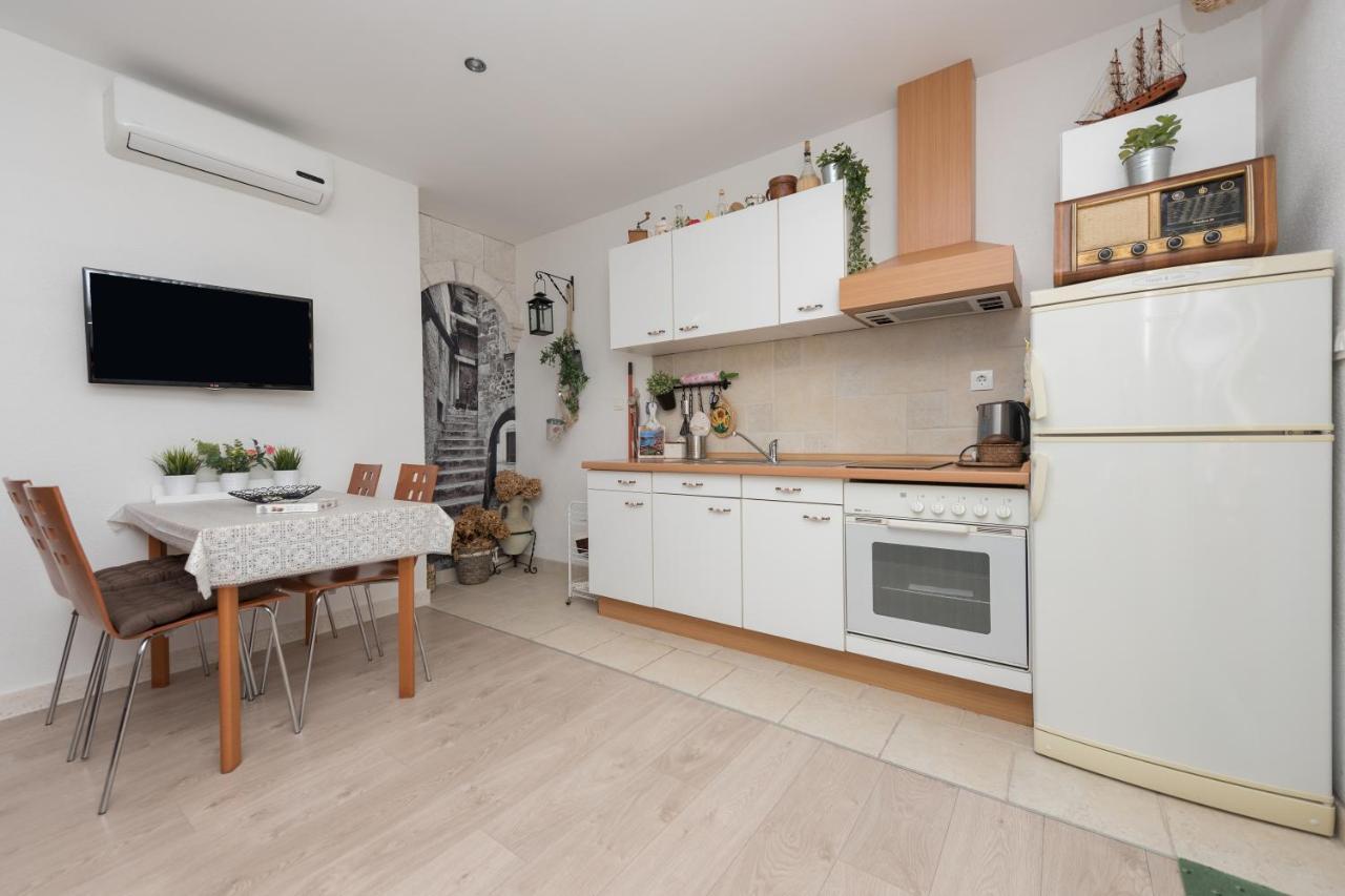 Apartmani Antunovic Подгора Екстер'єр фото