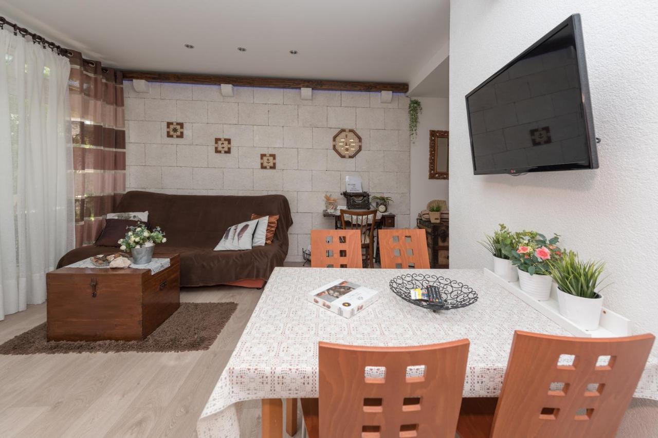 Apartmani Antunovic Подгора Екстер'єр фото